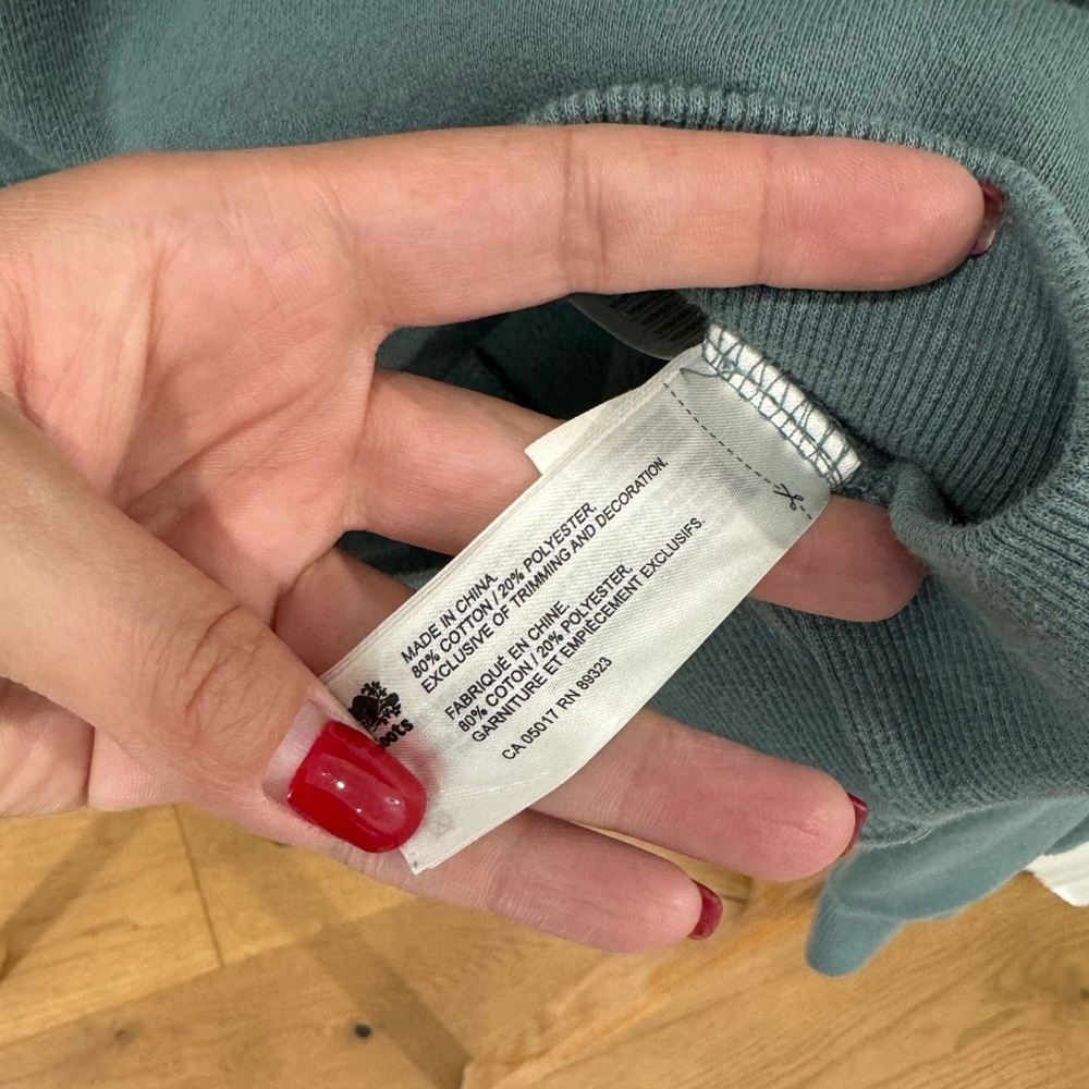 EUC Roots Ladies Mockneck  Crewneck Sweatshirt‎ - Size Small - Picture 2 of 5